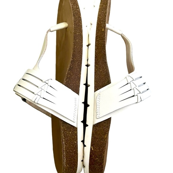 EARTH White Leather Aldora‎ Sandal - Picture 4 of 8